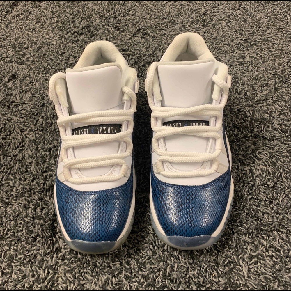 Air Jordan 11 Retro Low GS ‘Navy Snakeskin’ 2019